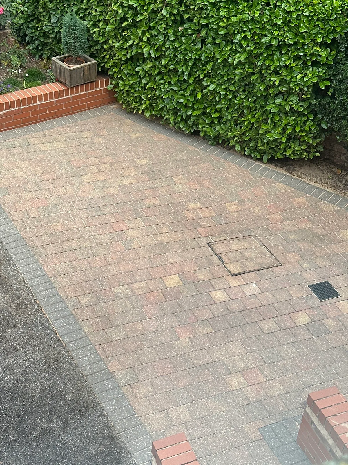 Driveway or patio cleaned for Geoff Prior